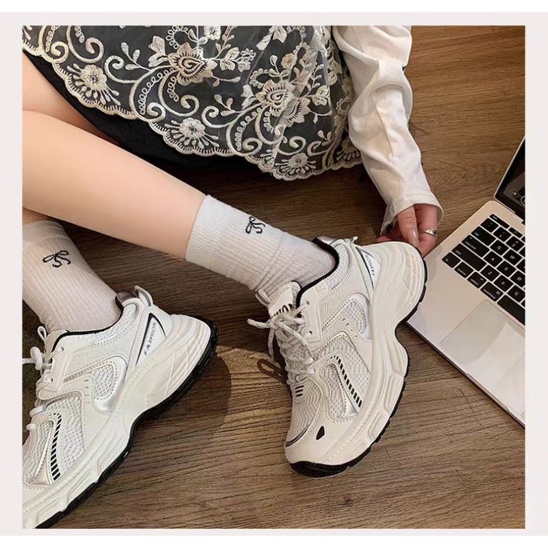 Zapatillas Deportivas Unky Dad - Guipure Lace Panel reseña y precio